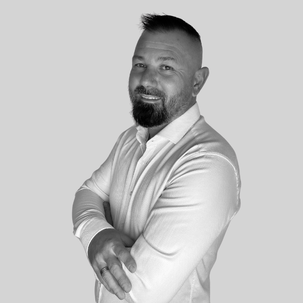 Christian Barna, Primas CONSULTING